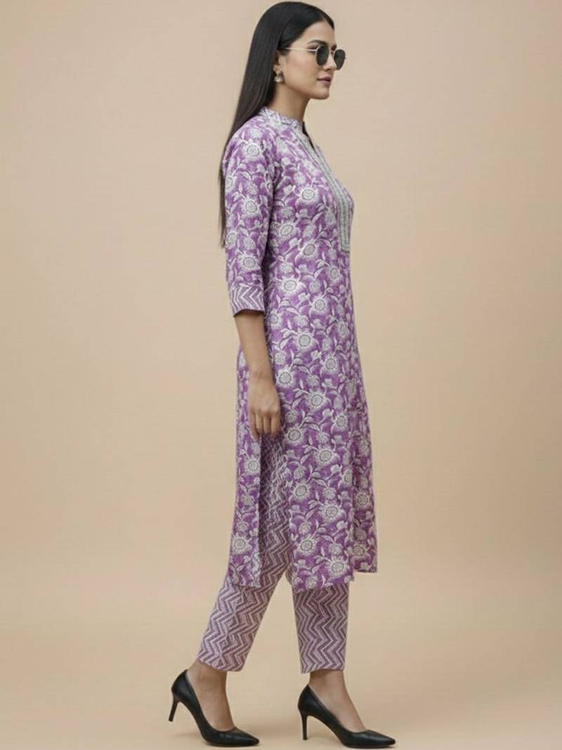 Women Floral Printed Regular Pure Cotton Kurta with Trousers & With Dupatta