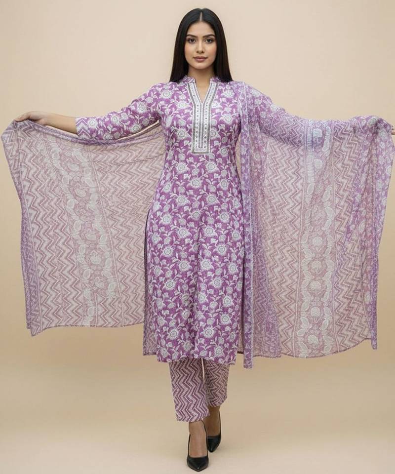 Women Floral Printed Regular Pure Cotton Kurta with Trousers & With Dupatta