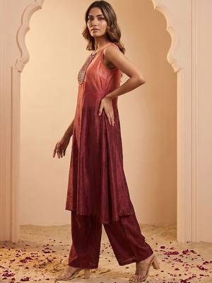 Women Ombre Dyed Regular Mirror Work Kurta with Palazzos 3