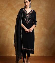 Women Floral Yoke Design Regular Kurta with Trousers & With Dupatta