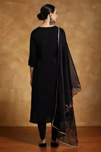 Women Floral Yoke Design Regular Kurta with Trousers & With Dupatta
