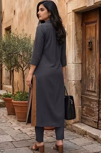 Women Regular Kurta with Trousers