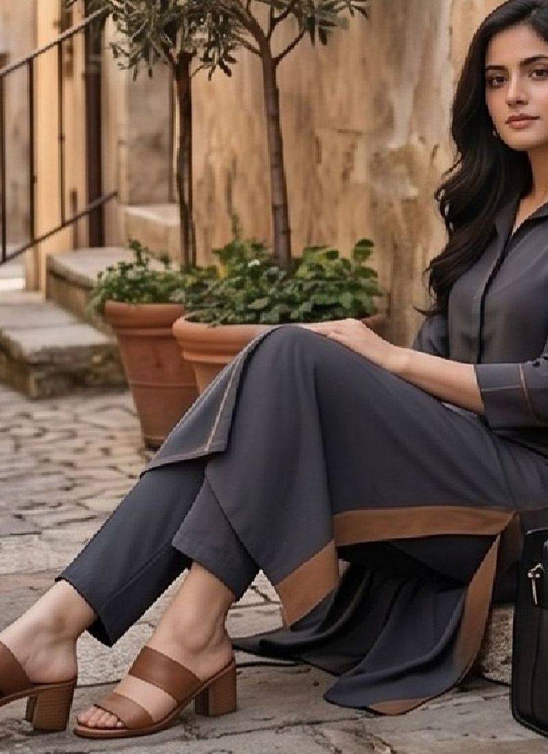 Women Regular Kurta with Trousers