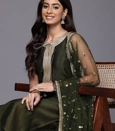 Women Ethnic Motifs Sequinned Kurta with Trousers & With Dupatta