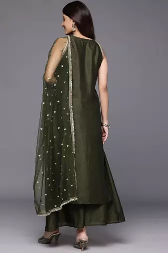 Women Ethnic Motifs Sequinned Kurta with Trousers & With Dupatta