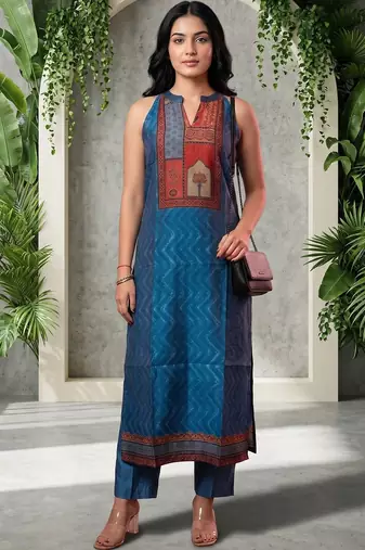 Women Ethnic Motifs Printed Regular Chanderi Silk Kurta with Trousers