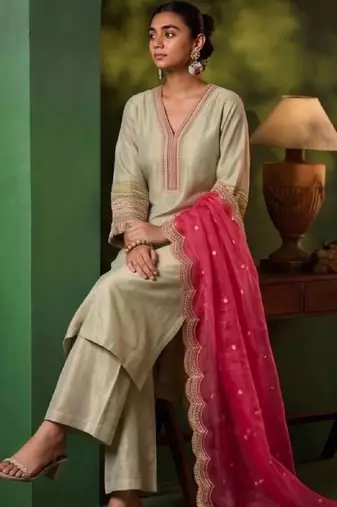 Women Ethnic Motifs Embroidered Regular Thread Work Kurta with Palazzos & With Dupatta