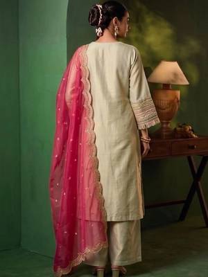 Women Ethnic Motifs Embroidered Regular Thread Work Kurta with Palazzos & With Dupatta 3