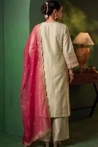 Women Ethnic Motifs Embroidered Regular Thread Work Kurta with Palazzos & With Dupatta