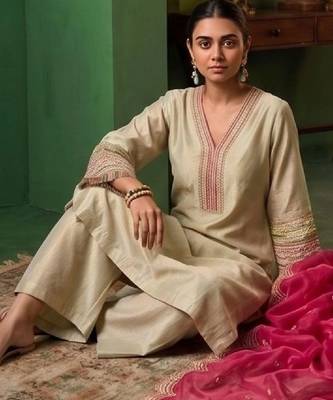 Women Ethnic Motifs Embroidered Regular Thread Work Kurta with Palazzos & With Dupatta 7