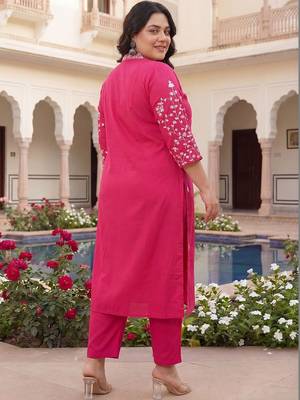 Plus Size Pink Embroidered Straight Kurta Trousers Set 5