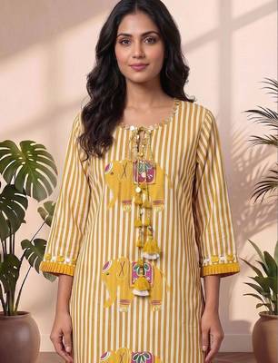 Women Ethnic Motifs Striped thread work tassel detailing Kurta with Trousers 4