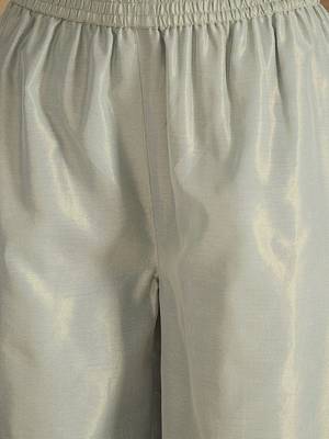 Women Regular Kurta with Palazzos 3