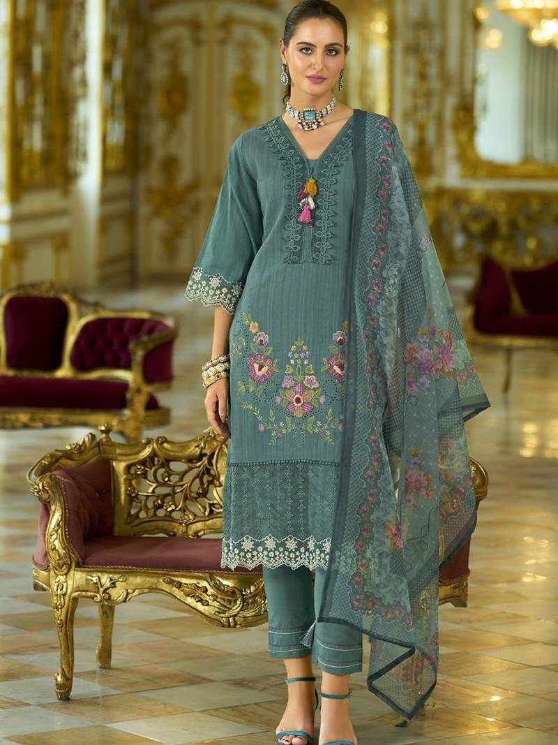 Floral Embroidered V-Neck Thread Work  Cotton Kurta With Trousers And Dupatta