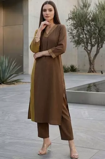 Women Regular Kurta with Trousers