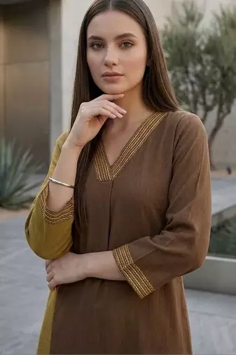 Women Regular Kurta with Trousers