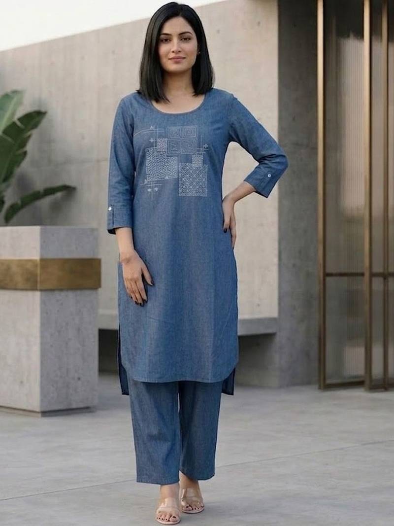 Women Embroidered Regular Thread Work Kurta with Trousers