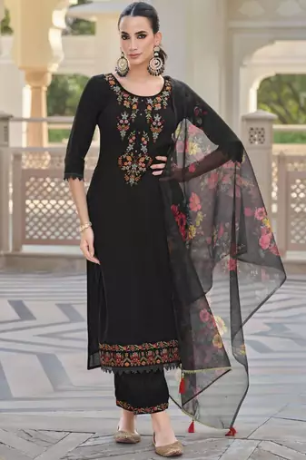 Floral Embroidered Thread Work Straight Kurta With Trousers And Dupatta