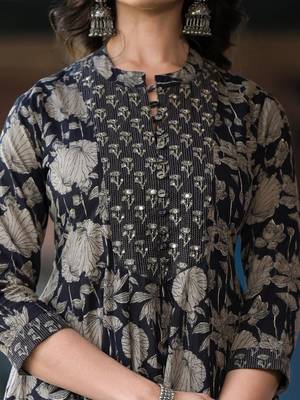Women Floral Printed Panelled Mirror Work Kurta with Trousers & With Dupatta 2