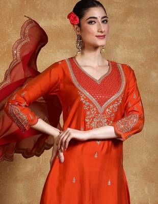 Women Floral Embroidered Kurta with Trousers & Dupatta 1