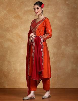 Women Floral Embroidered Kurta with Trousers & Dupatta 4