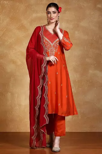Women Floral Embroidered Kurta with Trousers & Dupatta