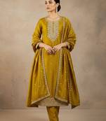 Women Ethnic Motifs Embroidered Regular Thread Work Kurta with Trousers & With Dupatta