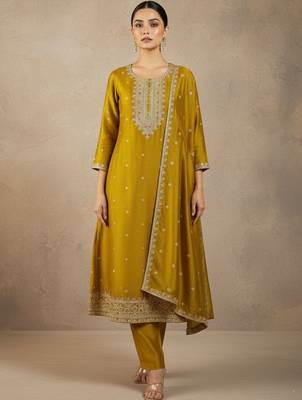 Women Ethnic Motifs Embroidered Regular Thread Work Kurta with Trousers & With Dupatta 6