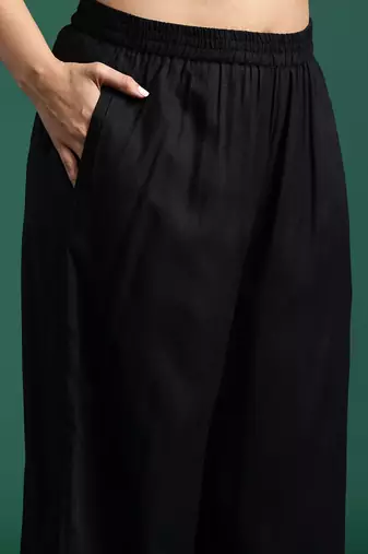Plus Size Embroidered Regular Kurta with Palazzos