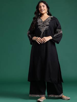 Plus Size Embroidered Regular Kurta with Palazzos 4