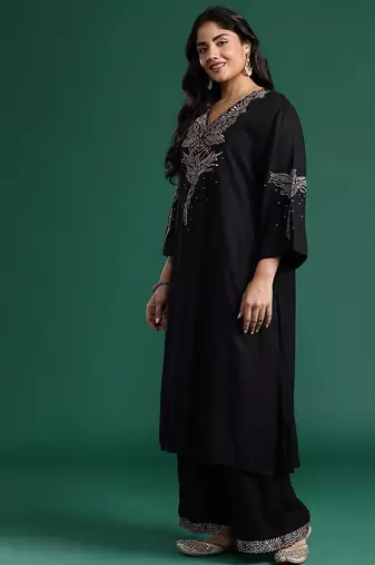 Plus Size Embroidered Regular Kurta with Palazzos