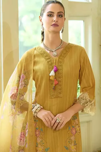 Floral Embroidered V-Neck Thread Work  Cotton Kurta With Trousers And Dupatta