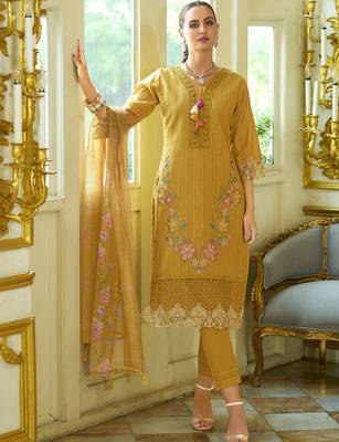 Floral Embroidered V-Neck Thread Work  Cotton Kurta With Trousers And Dupatta 6