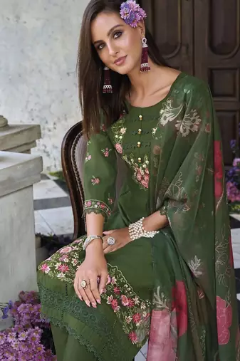 Floral Embroidered Thread Work  Cotton Straight Kurta With Trouser And Dupatta