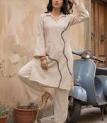Women Regular Thread Work Kurta with Trousers