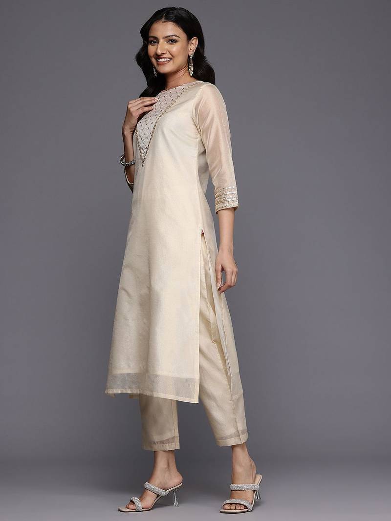 Ethnic Motifs Yoke Design Sequinned Kurta With Trousers & Dupatta