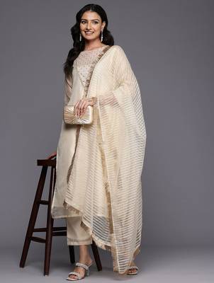 Ethnic Motifs Yoke Design Sequinned Kurta With Trousers & Dupatta 7