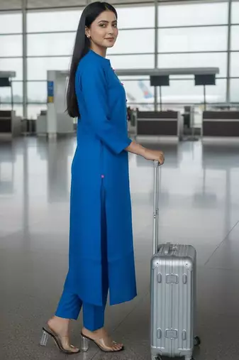 Women Regular Thread Work Kurta with Trousers