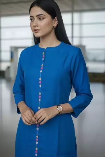 Women Regular Thread Work Kurta with Trousers