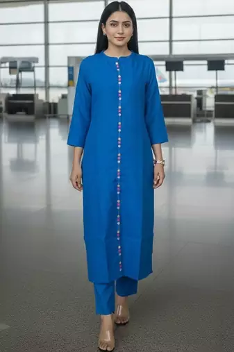 Women Regular Thread Work Kurta with Trousers