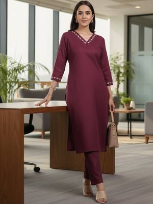 Women Ethnic Motifs Embroidered Regular Thread Work Kurta with Trousers 2