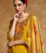 Women Floral Yoke Design Regular Thread Work Kurta with Trousers & With Dupatta
