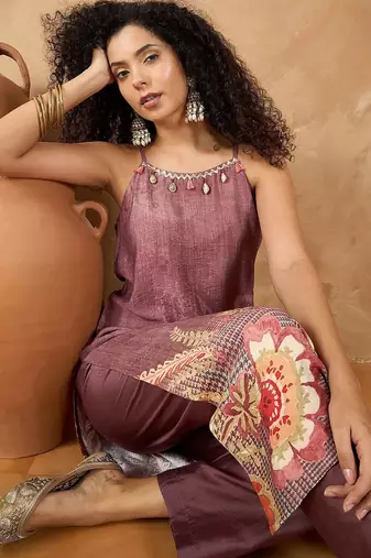 Women Spaghetti Strap Floral Kurta with Trousers