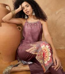 Women Spaghetti Strap Floral Kurta with Trousers