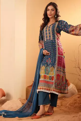 Ethnic Motifs Printed Sequnnied Chanderi Silk Kurta With Trousers And Dupatta