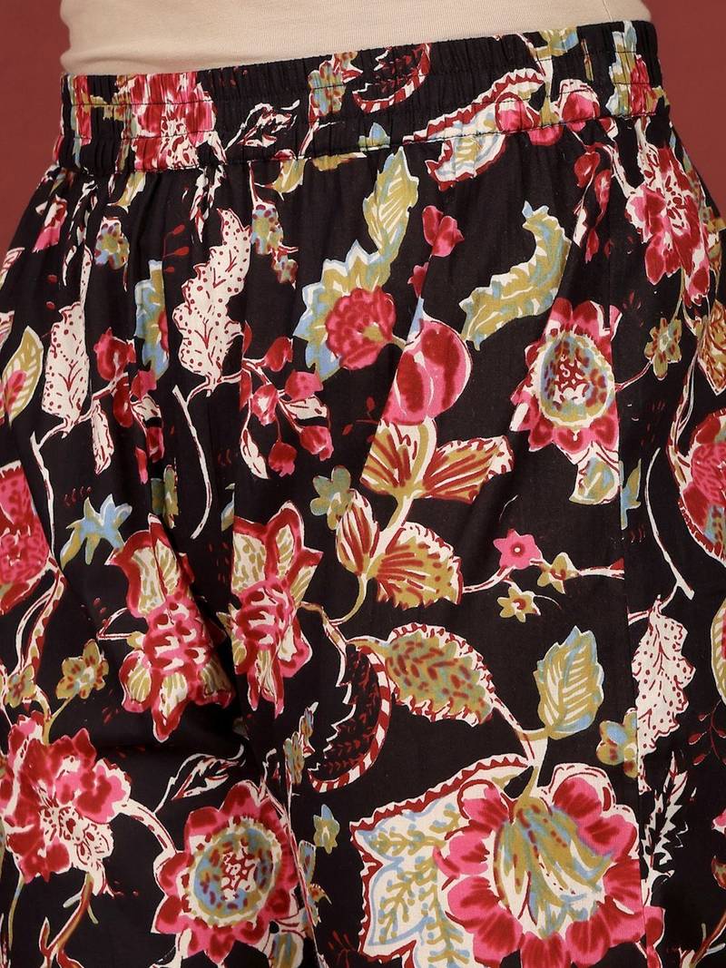 Women Floral Printed Regular Thread Work Pure Cotton Kurta with Trousers & With Dupatta