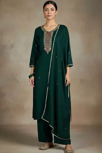 Women Ethnic Motifs Embroidered Regular Thread Work Kurta with Trousers & With Dupatta