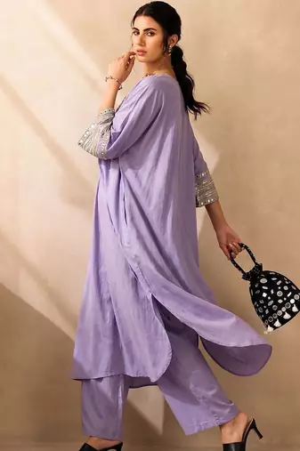 Women Embroidered Regular Thread Work Kurta with Trousers
