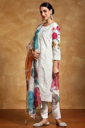 Women Embroidered Regular Thread Work Pure Cotton Kurta with Trousers & Dupatta