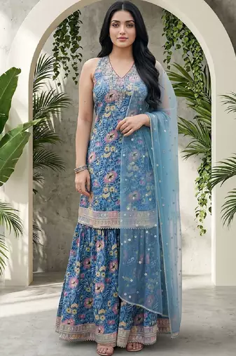 Women Floral Printed Regular Sequinned Kurta with Sharara & With Dupatta